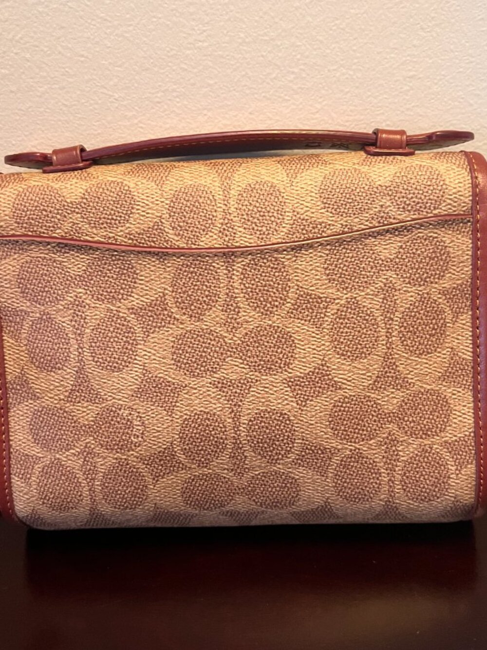 COACH Kip Turn-lock Crossbody Satchel Signature Canvas Tan Rust C4204 - Picture 4 of 7